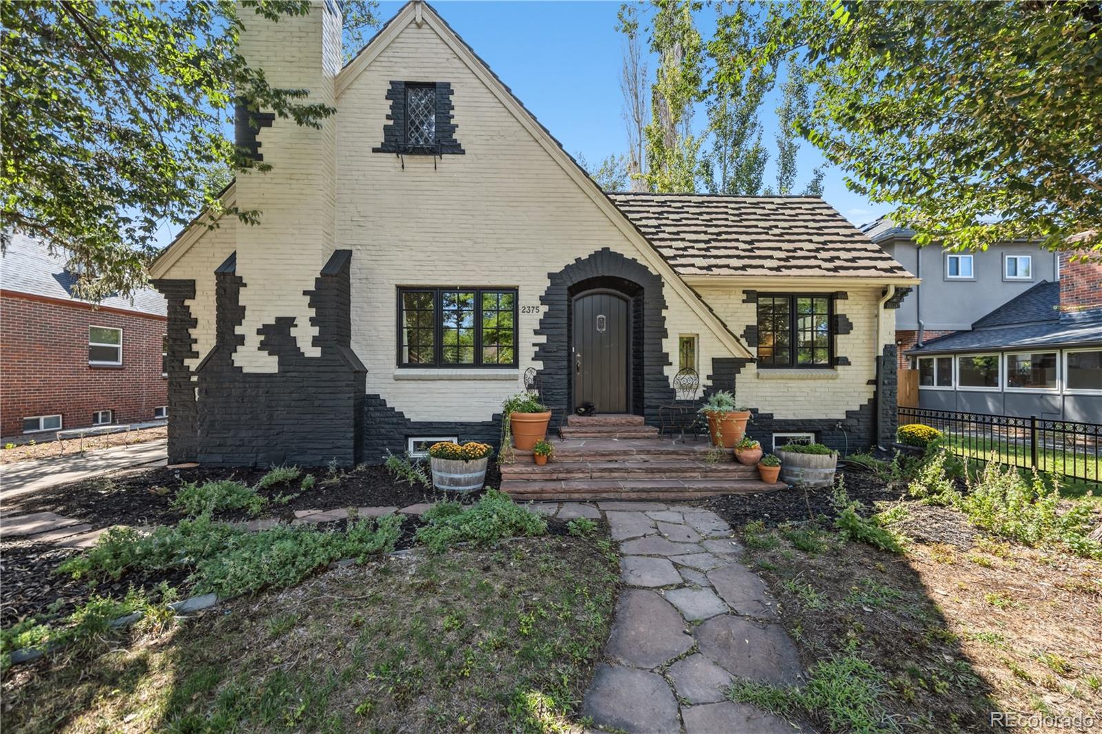 2375 Locust Street