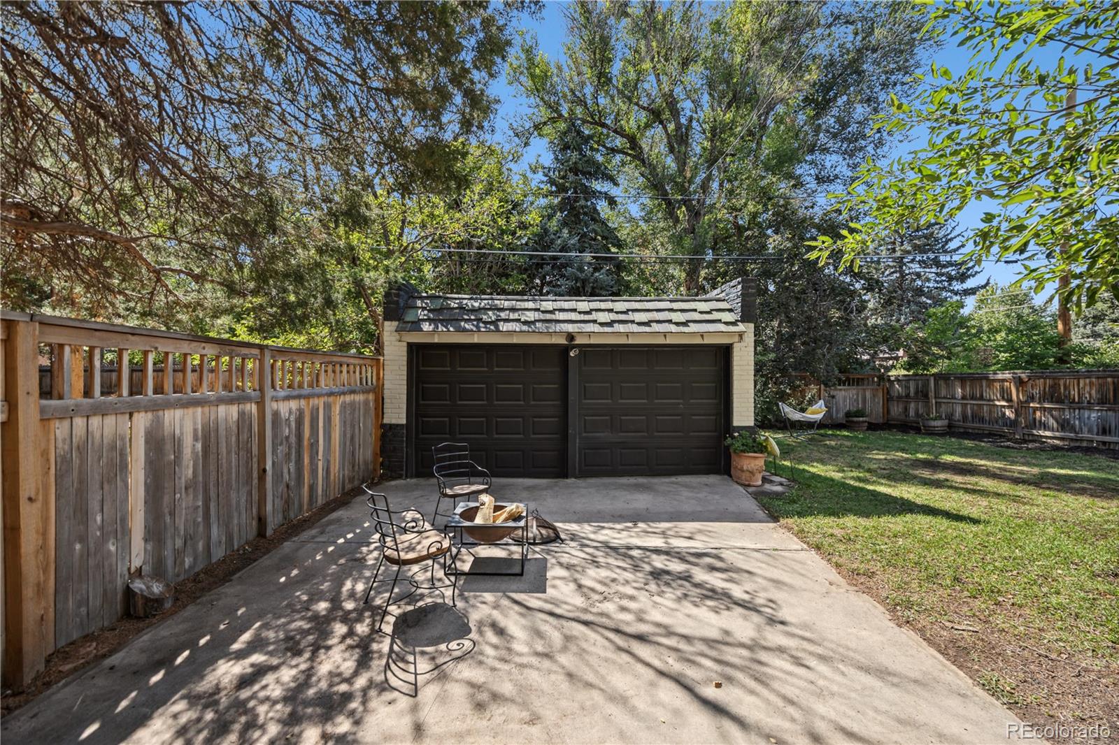 2375 Locust Street
