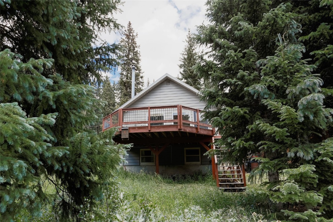 122 Blue Lakes ROAD