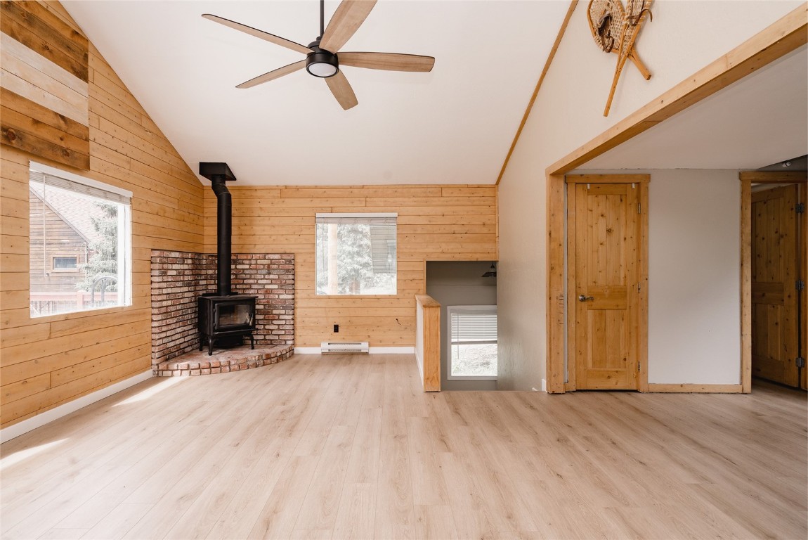 122 Blue Lakes ROAD