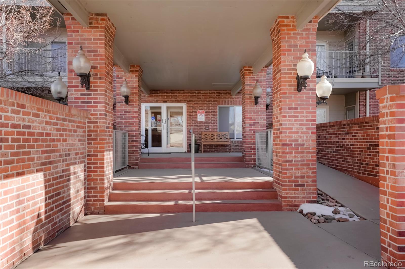 2895 W Riverwalk Circle Unit: 201