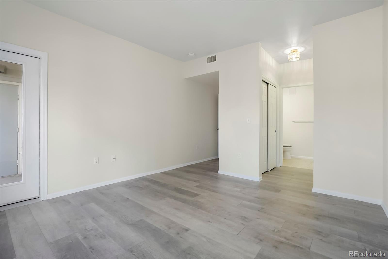 2895 W Riverwalk Circle Unit: 201
