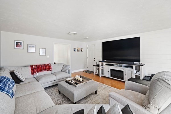 311 Purchase St.