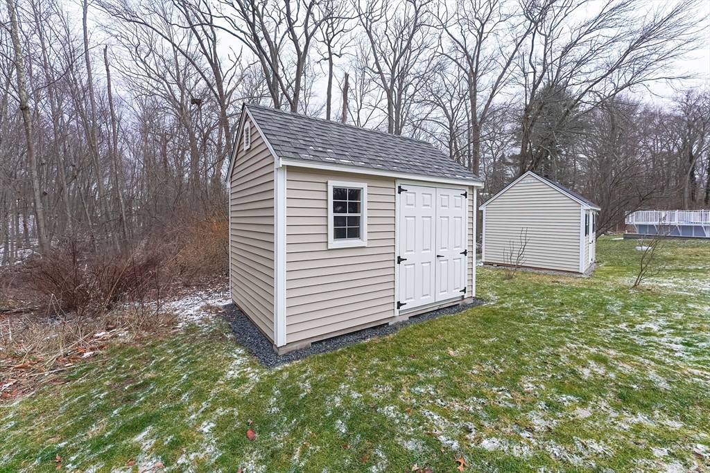 12 Gallagher Dr
