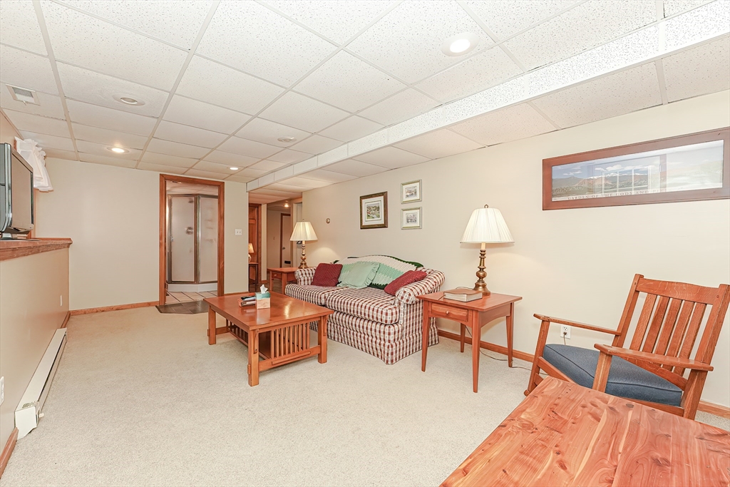 12 Gallagher Dr