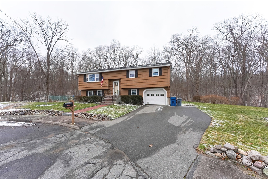 12 Gallagher Dr