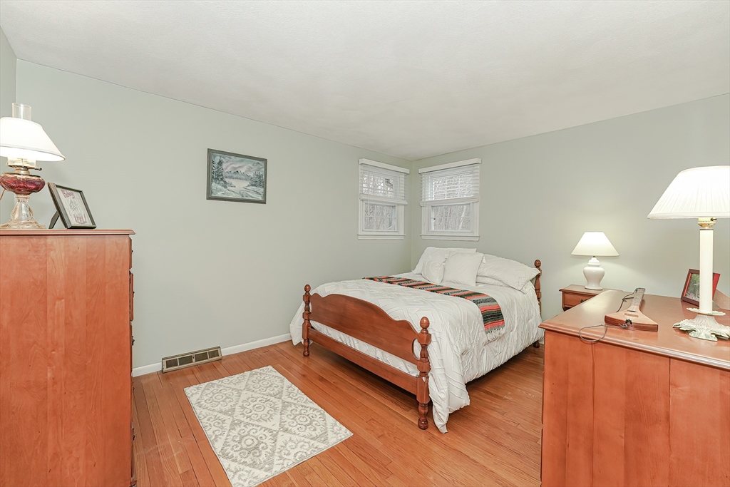 12 Gallagher Dr