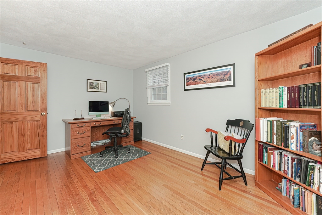 12 Gallagher Dr