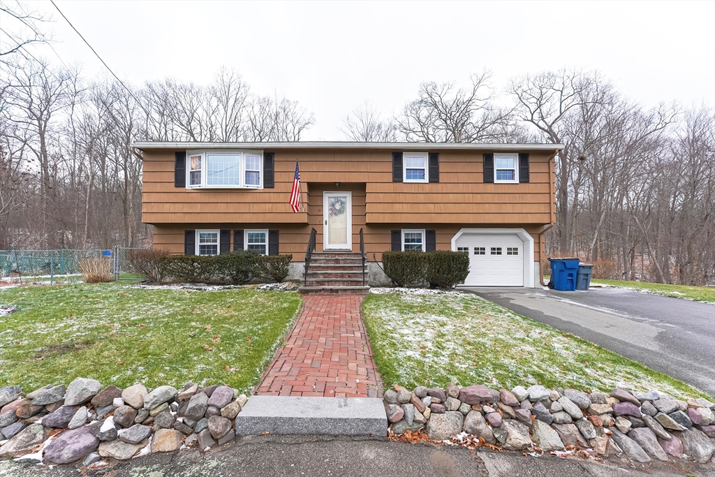 12 Gallagher Dr