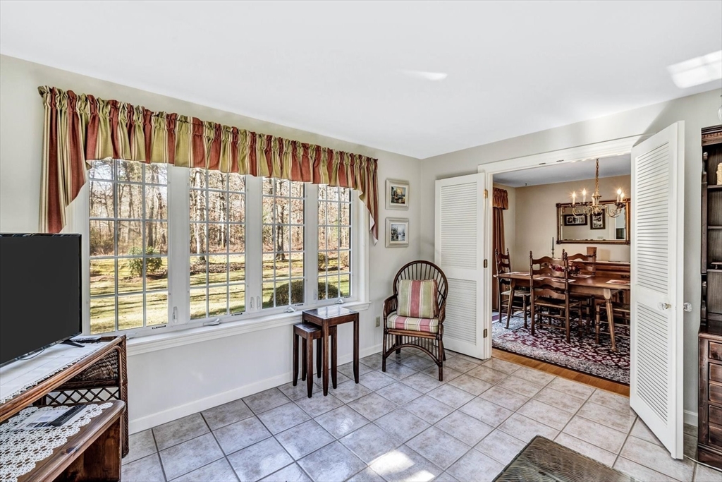 77 Saint Antons Way
