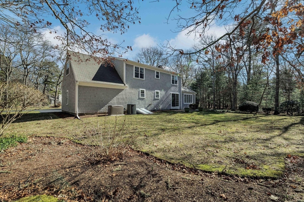 77 Saint Antons Way