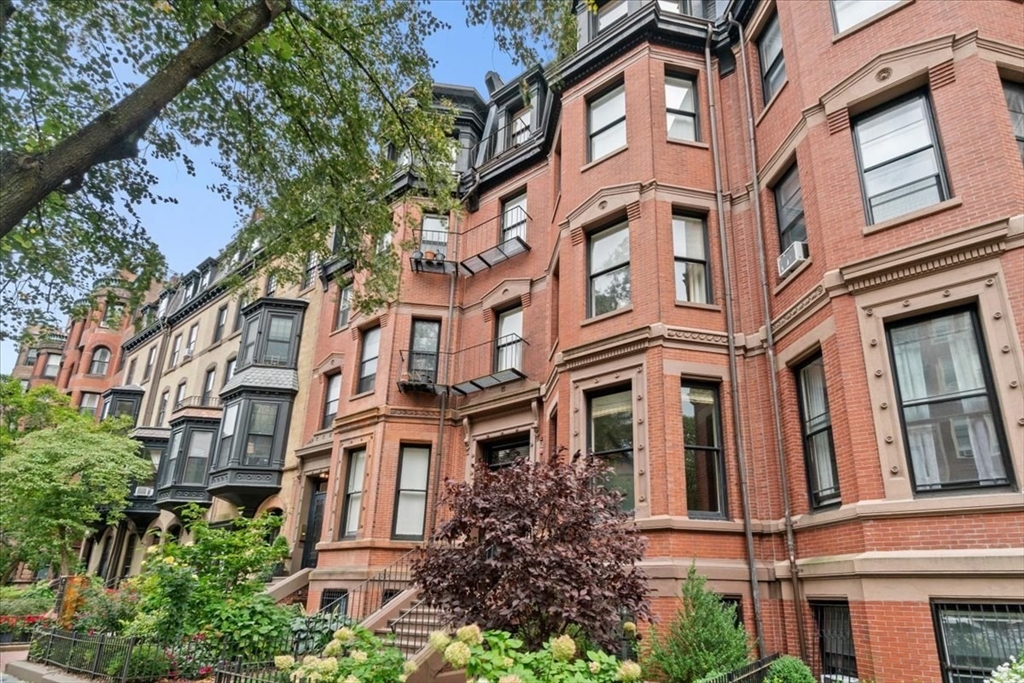 273 Beacon St # 3