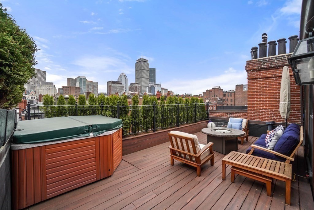 273 Beacon St # 3