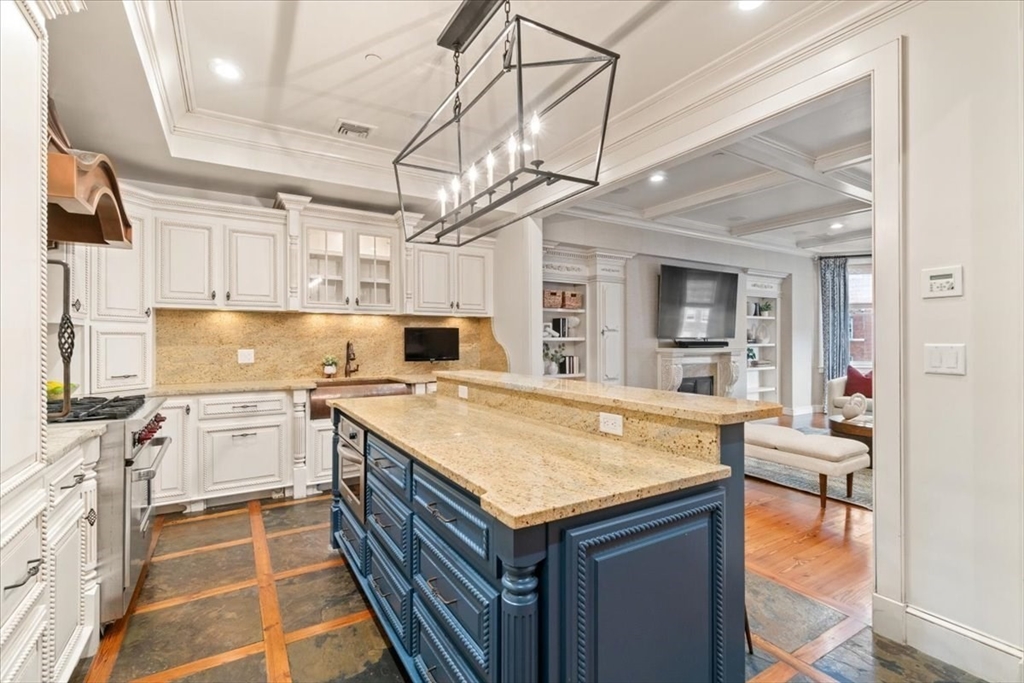 273 Beacon St # 3