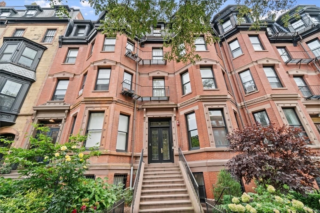 273 Beacon St # 3