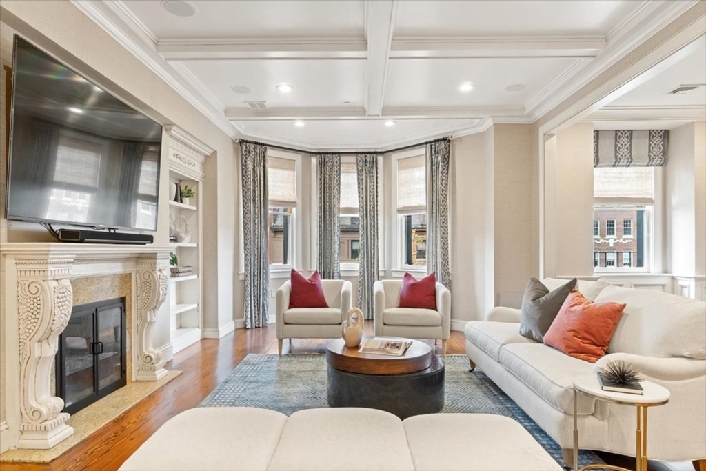 273 Beacon St # 3
