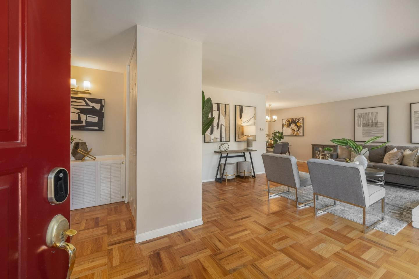 1109 Ridgewood DR