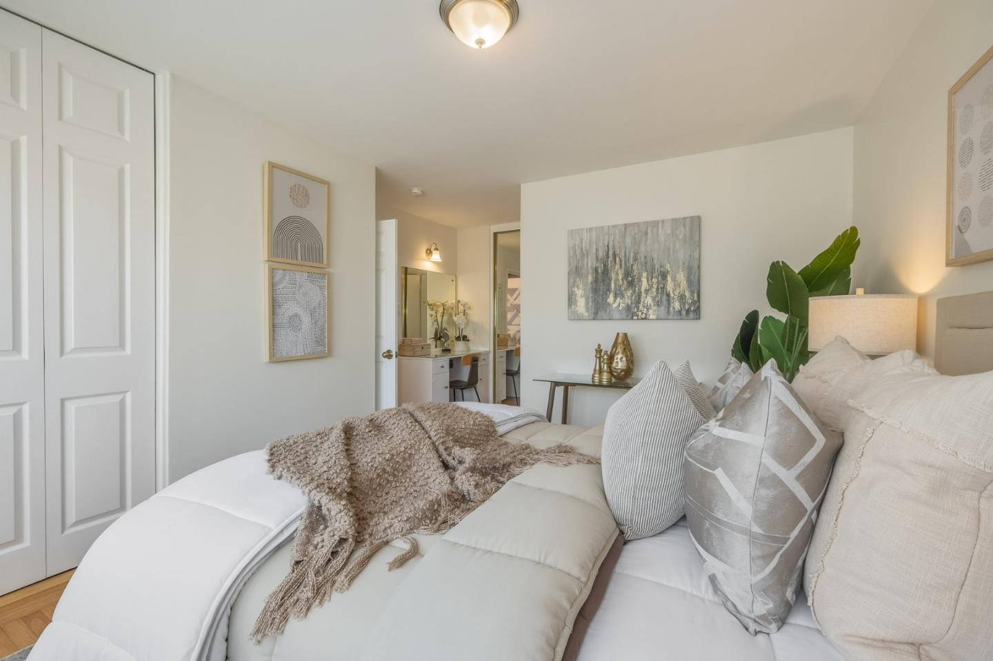 1109 Ridgewood DR