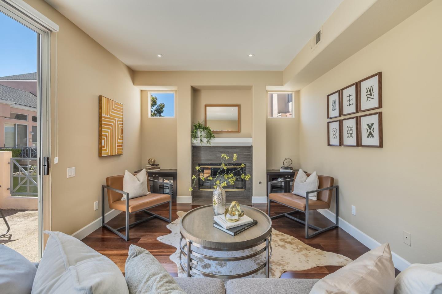 840 Lakeshore DR