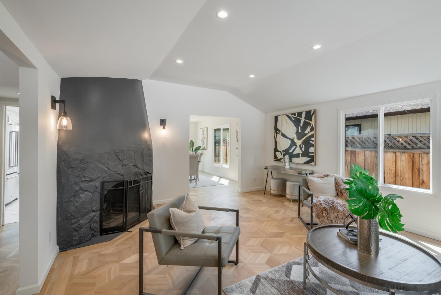 1024 5th AVE