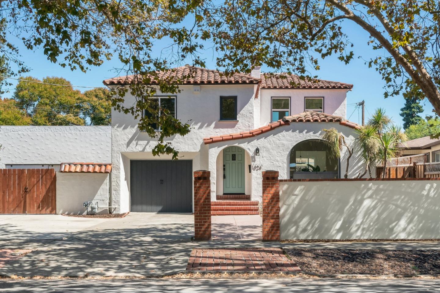 1024 5th AVE