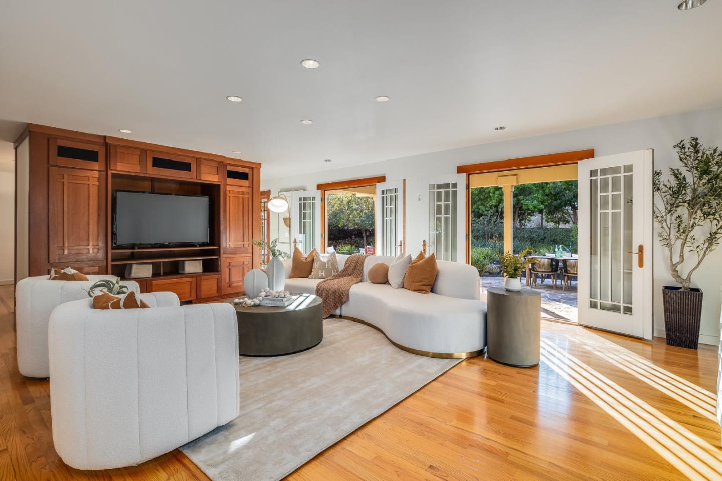 13961 Fremont Pines Lane