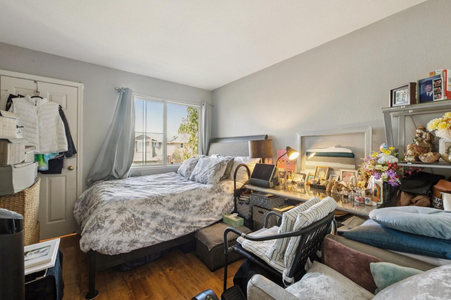 2009 Gossamer Avenue