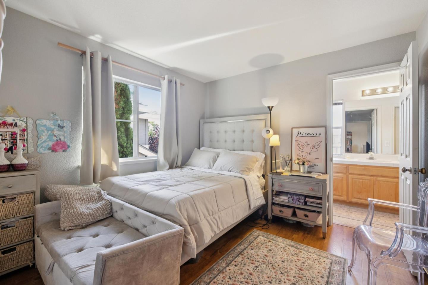 2009 Gossamer Avenue