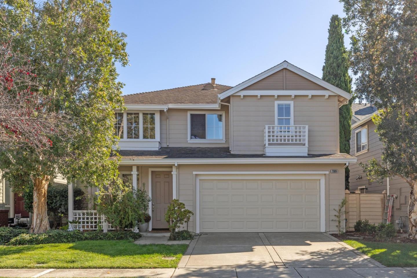 2009 Gossamer Avenue
