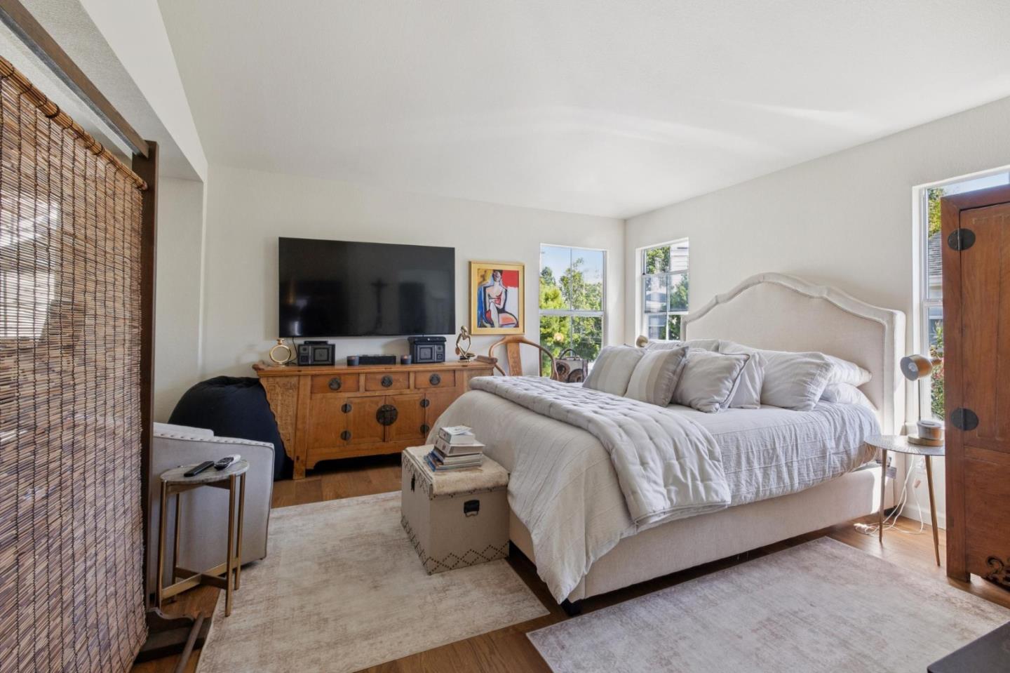 2009 Gossamer Avenue