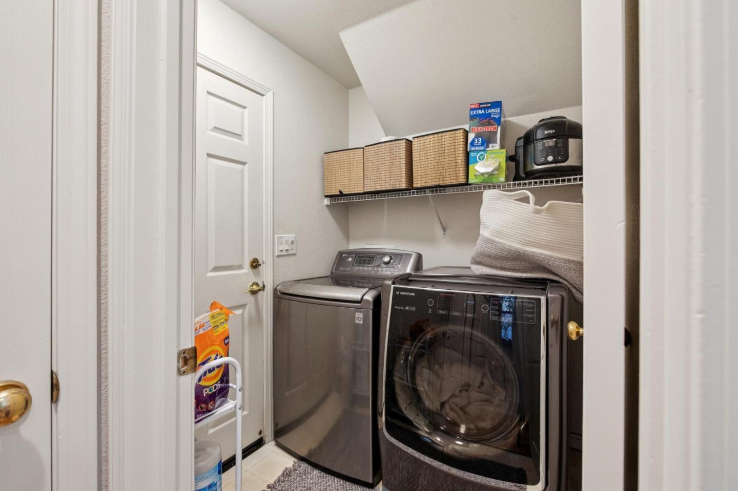 2009 Gossamer Avenue