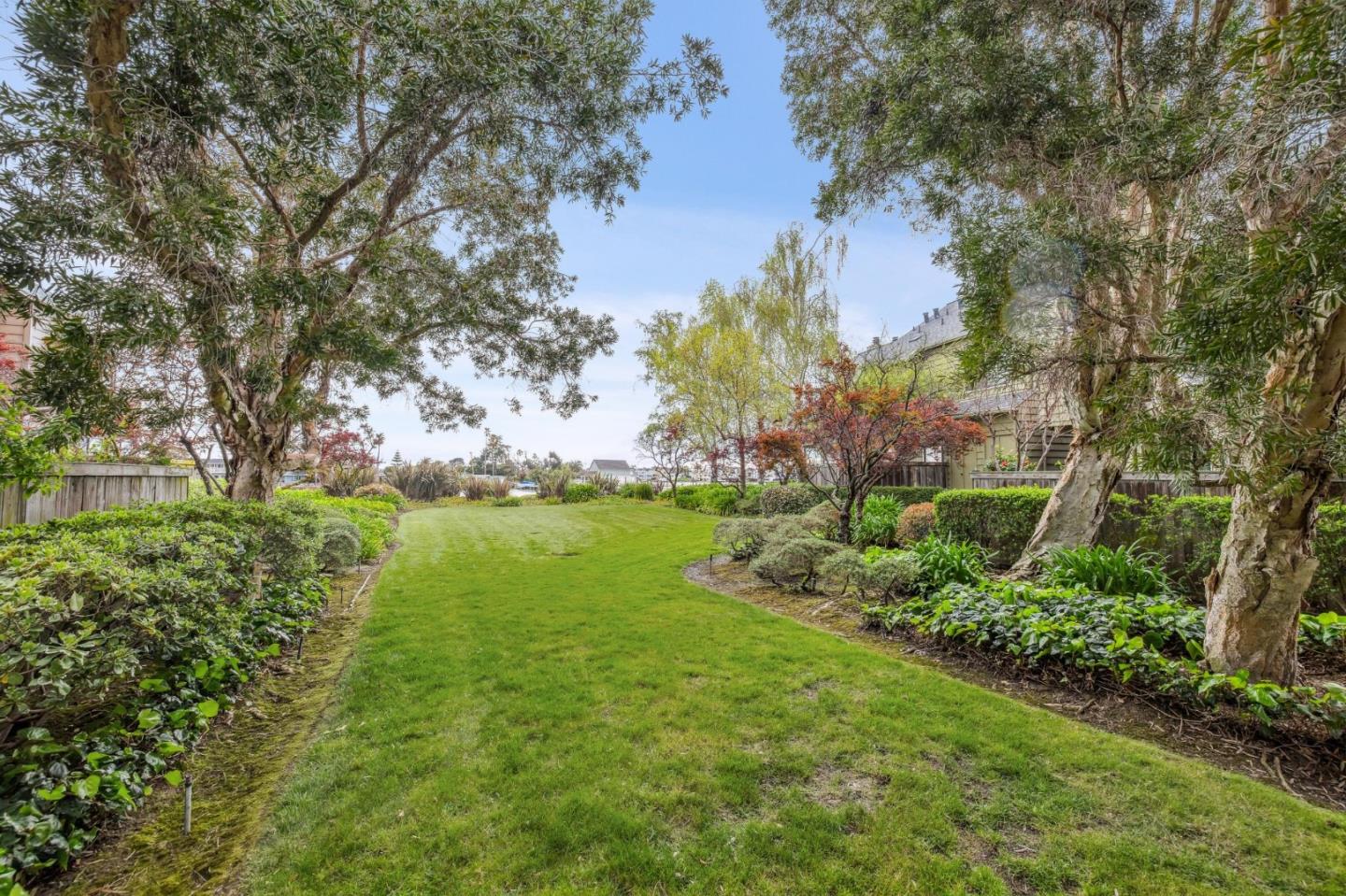 1016 Shoreline Drive