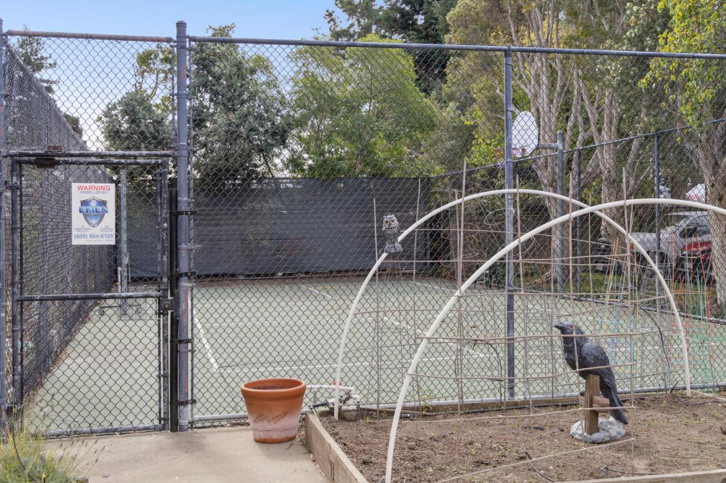 1016 Shoreline Drive