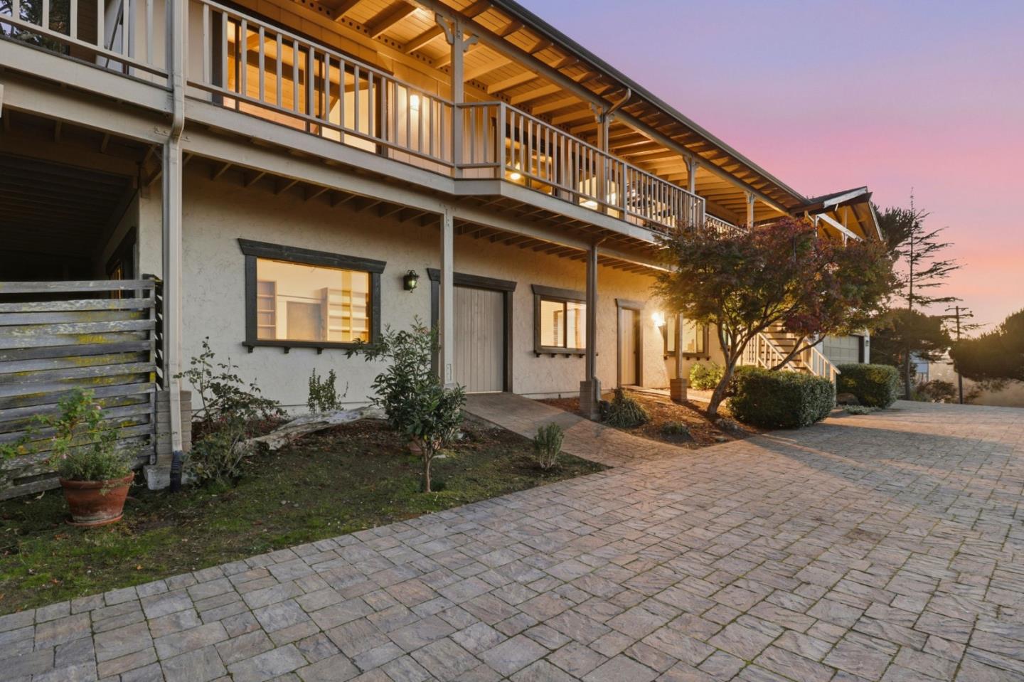 2728 Sequoia Way