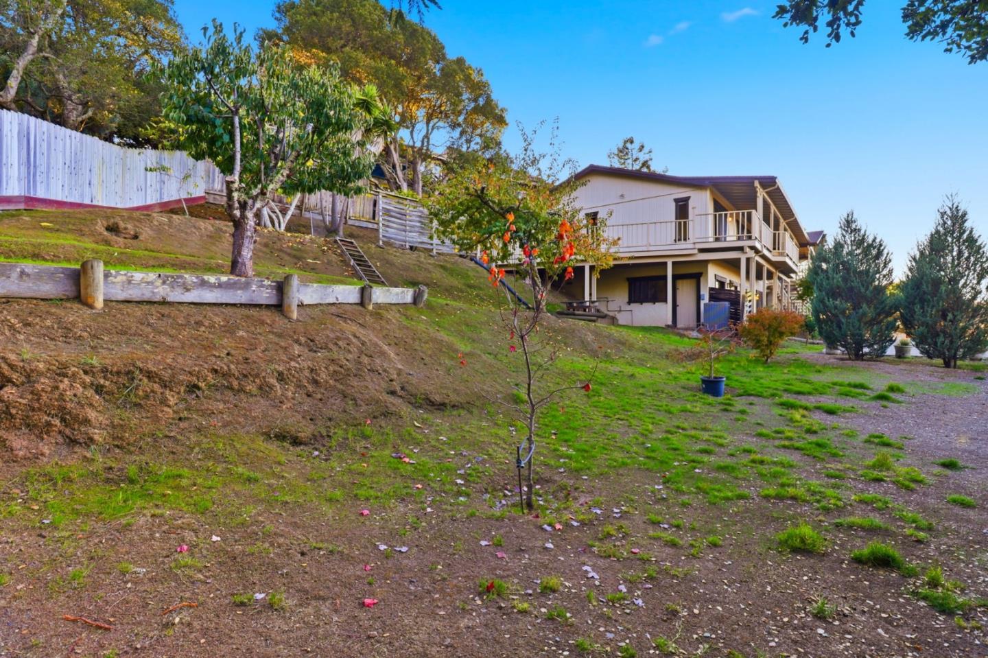 2728 Sequoia Way