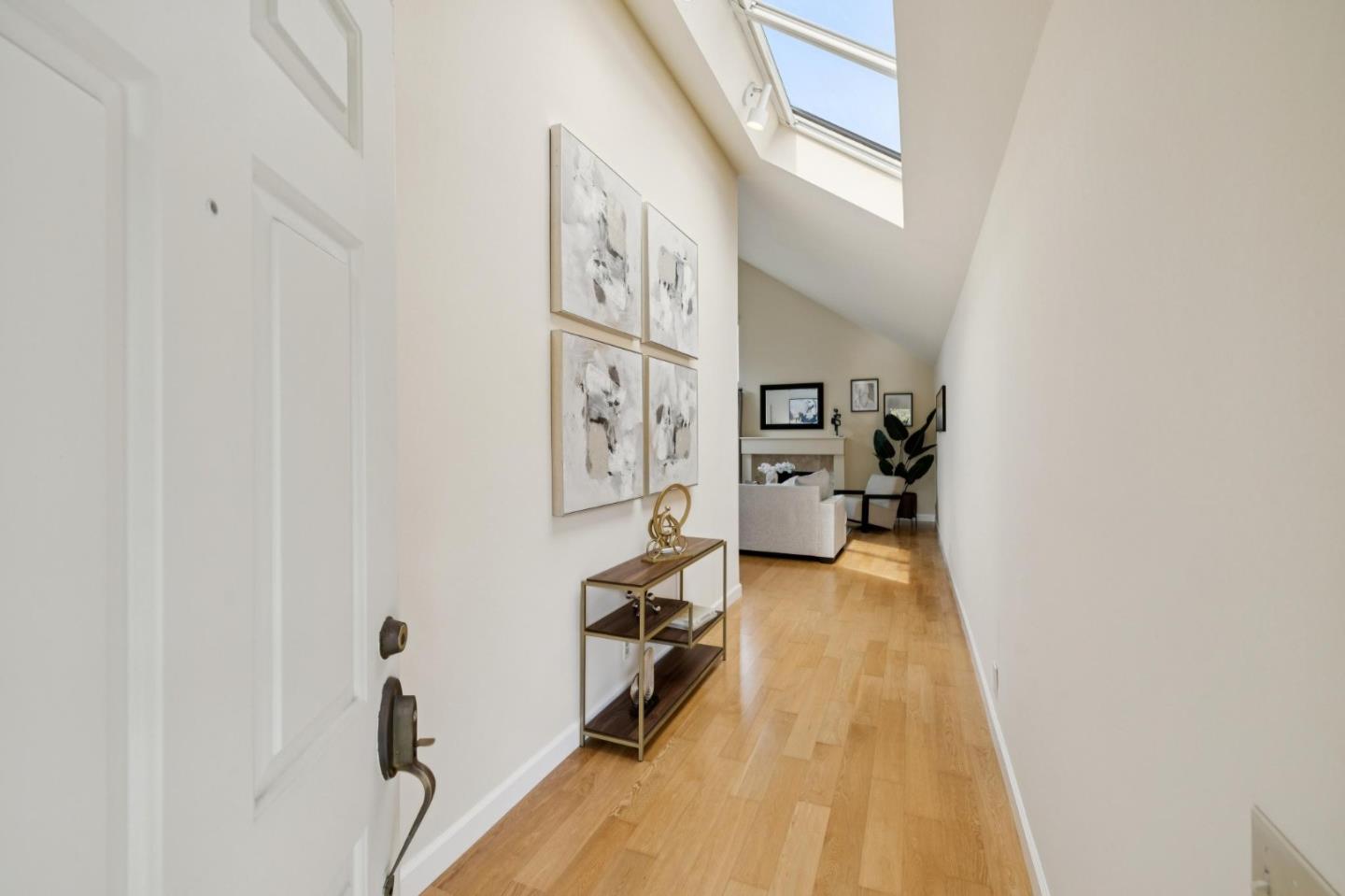 1016 Shoreline Drive