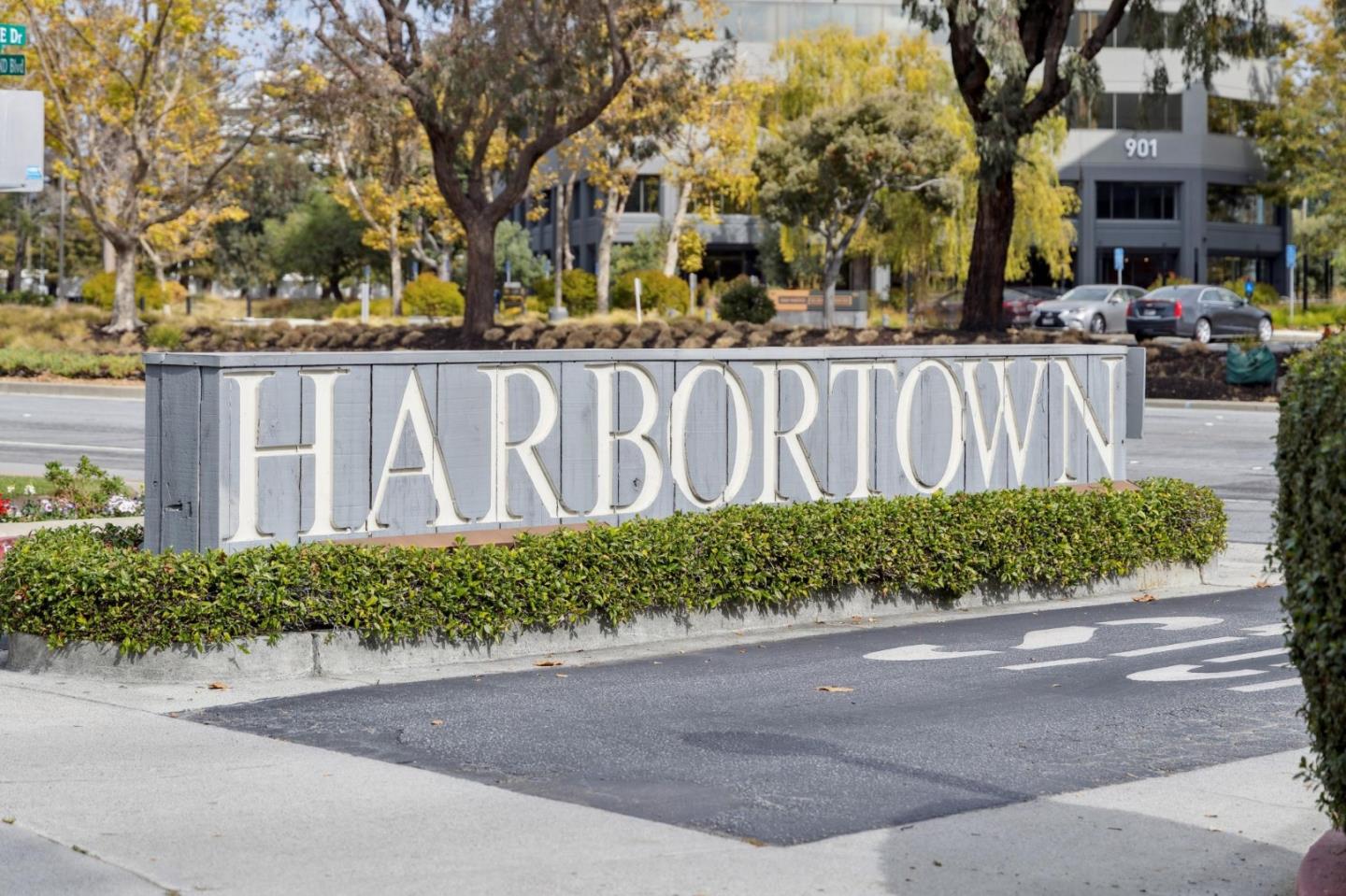 1016 Shoreline Drive