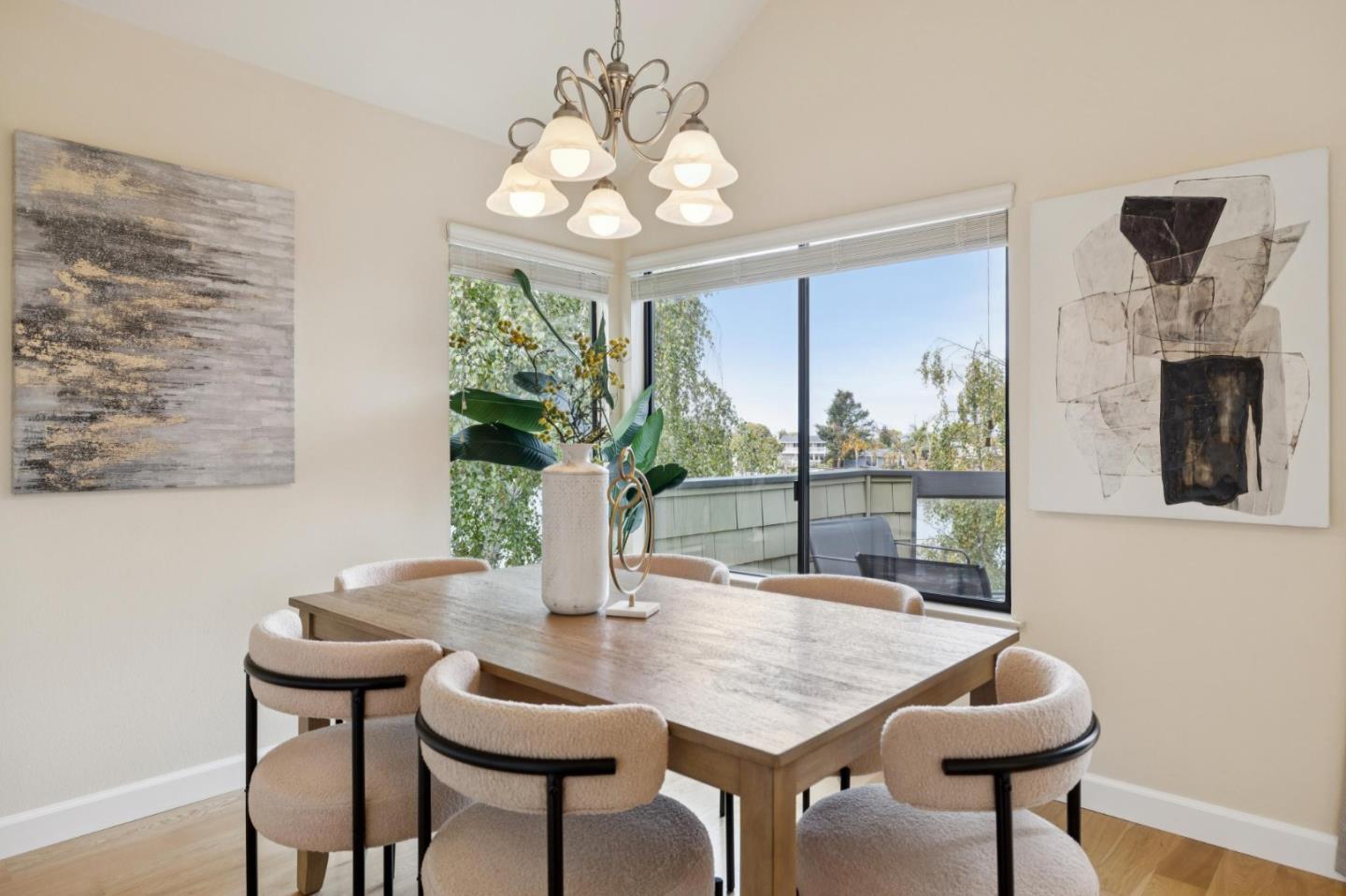 1016 Shoreline Drive