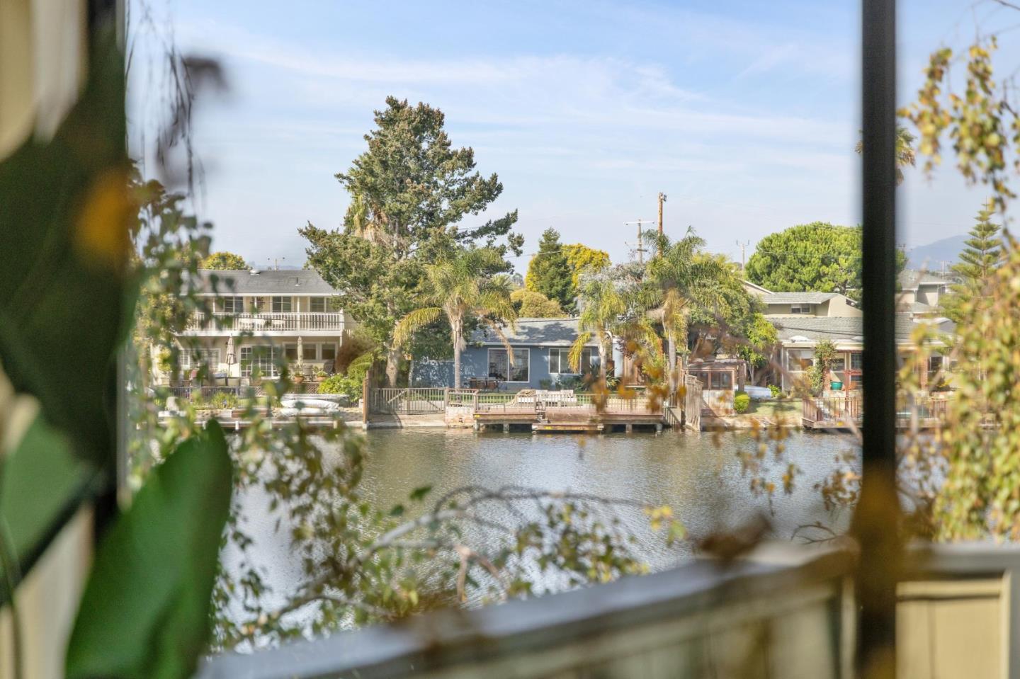 1016 Shoreline Drive