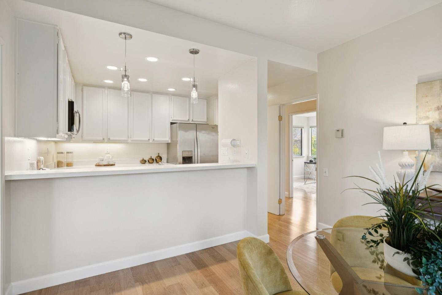 1016 Shoreline Drive