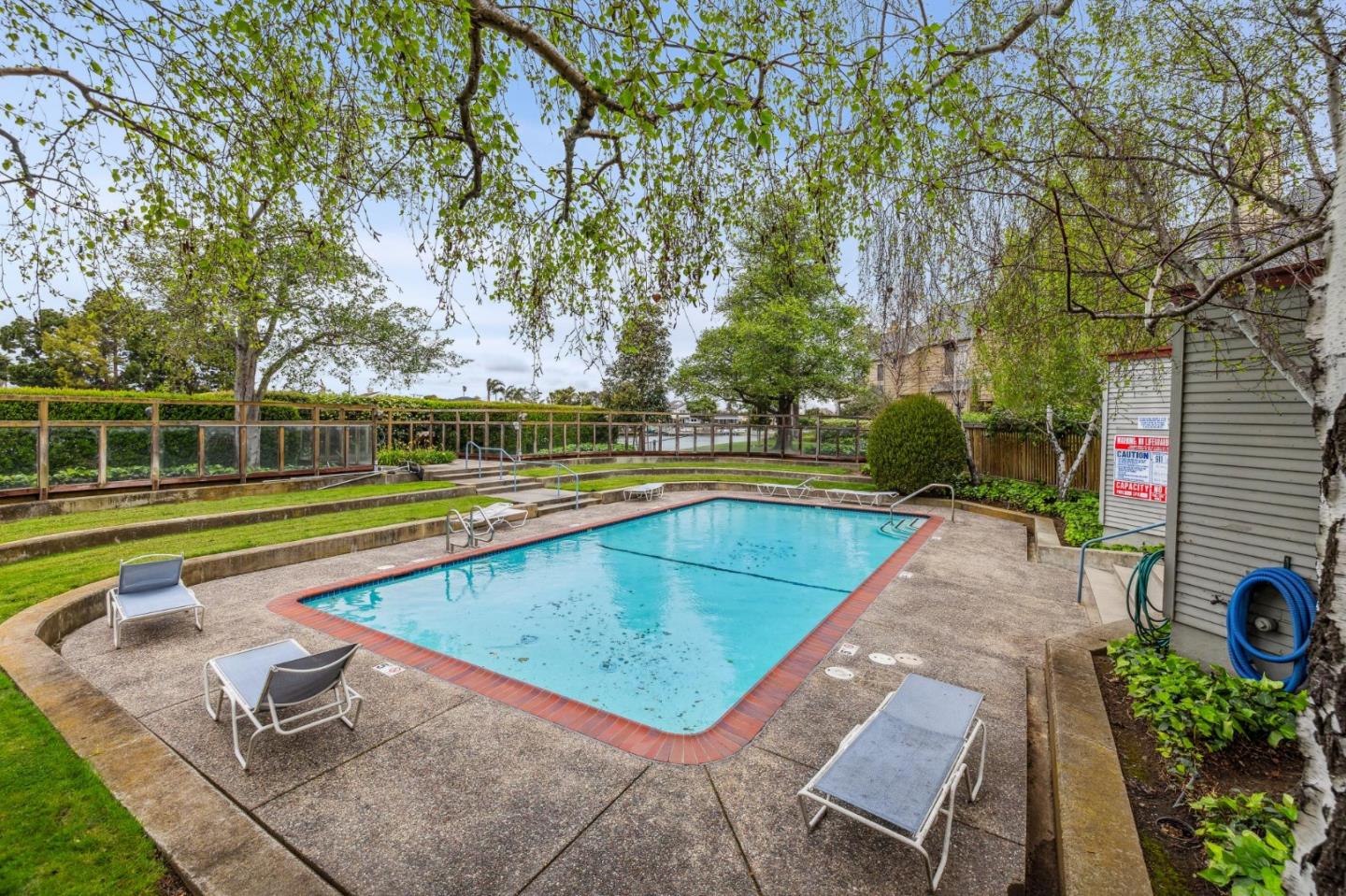 1016 Shoreline Drive