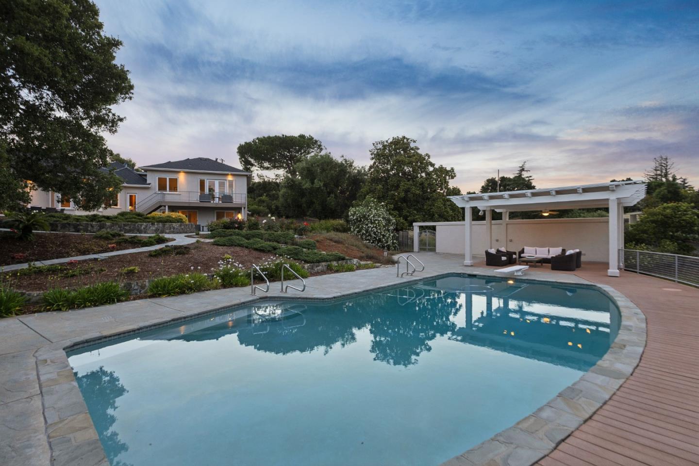 140 Ridgeway Road