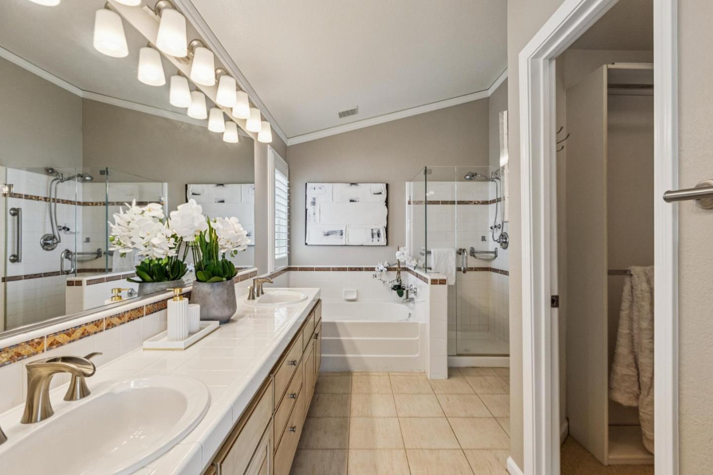 392 Saint Martin Drive