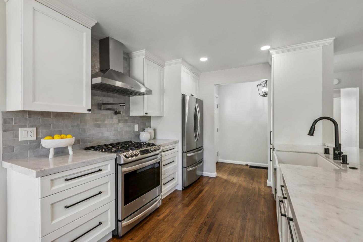 2421 Maywood Drive