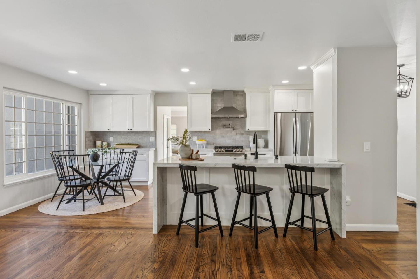 2421 Maywood Drive