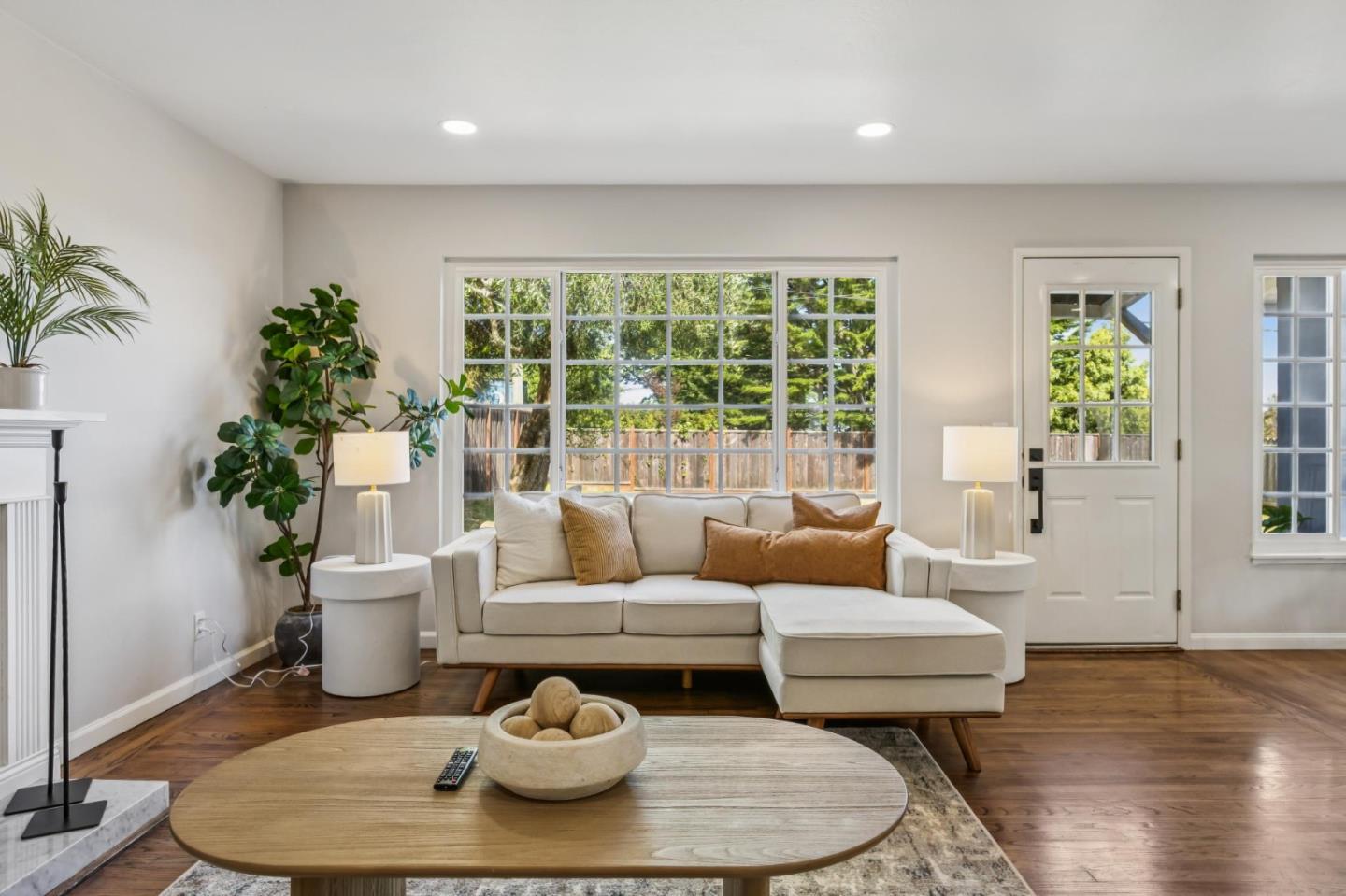 2421 Maywood Drive