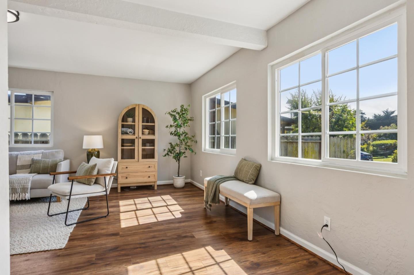 2421 Maywood Drive