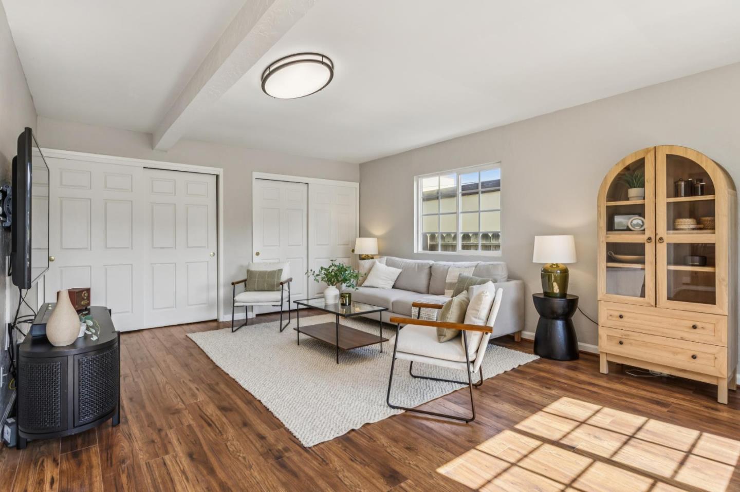2421 Maywood Drive