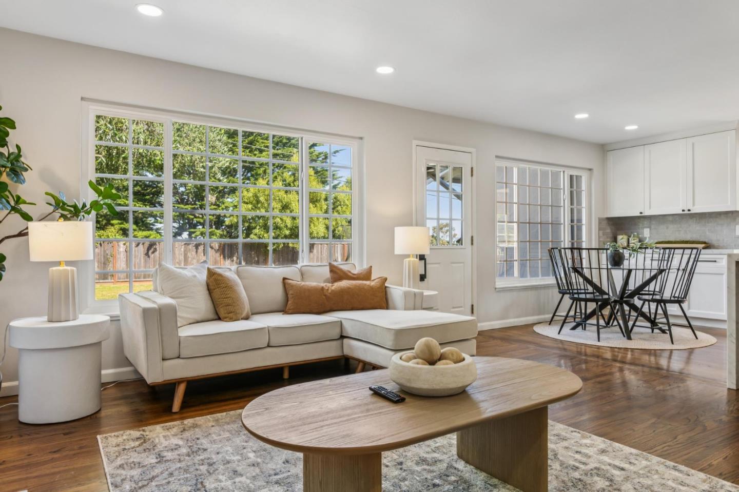 2421 Maywood Drive