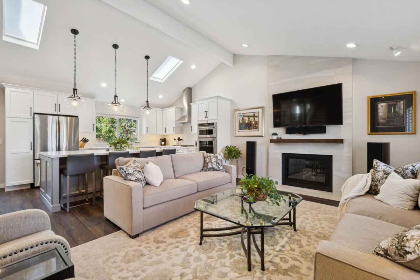 512 Keelson CIR